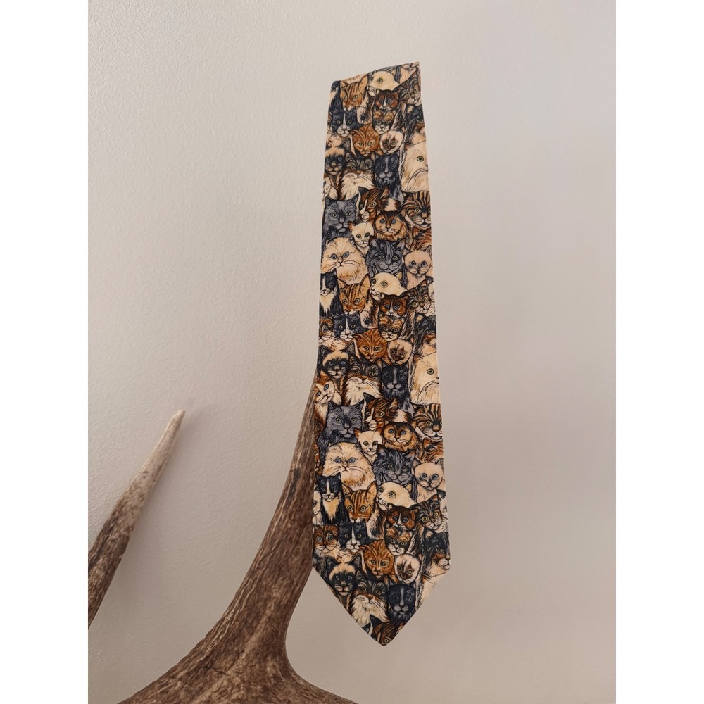 Museum Artifacts Mens All Silk Cat Face Collage Print Necktie Tan Orange Grey